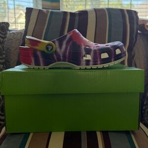 Colorful Tie-Dye Clogs Junior size 5